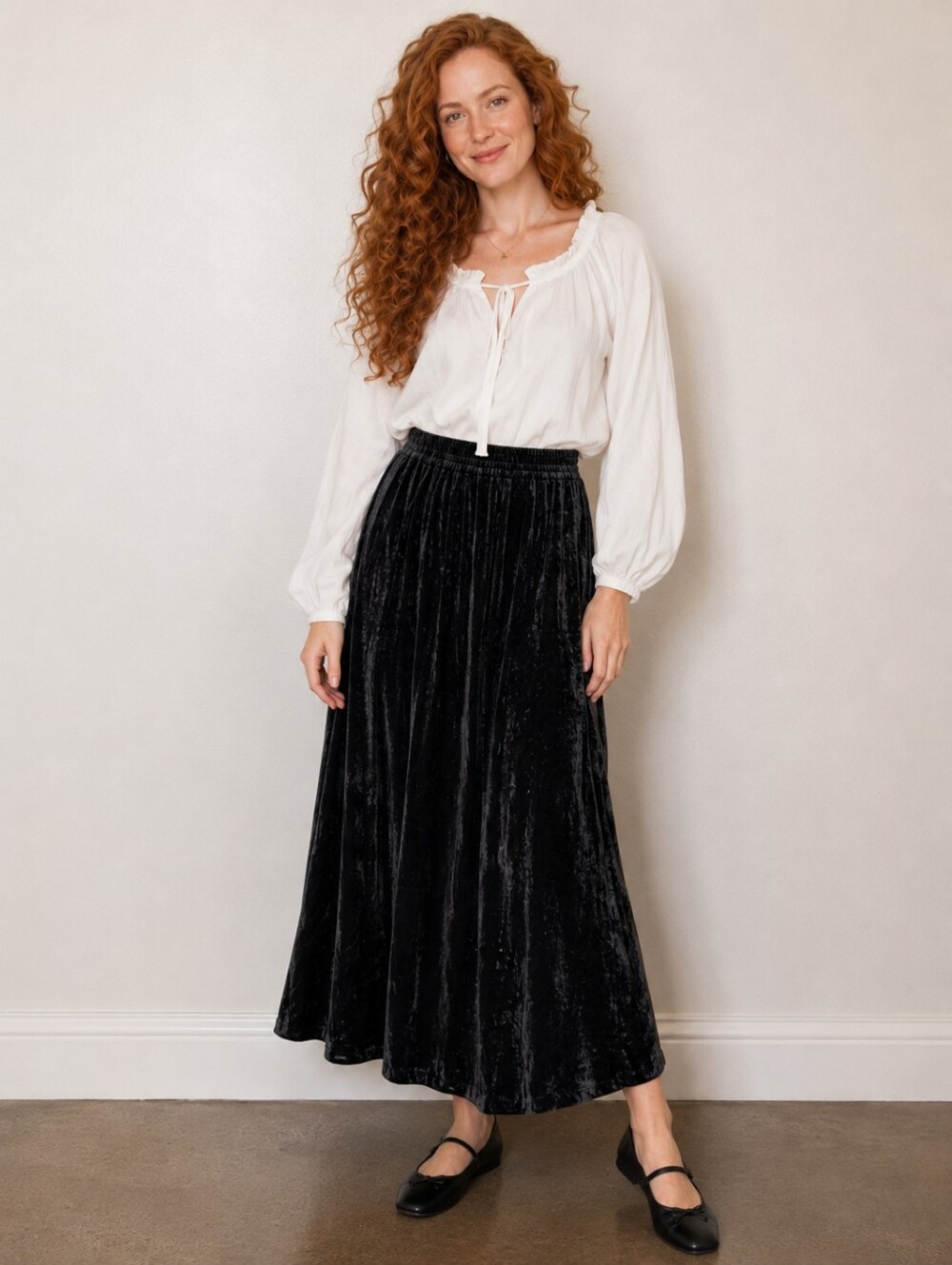 Black Velvet Maxi Skirt/White Stag Size 8